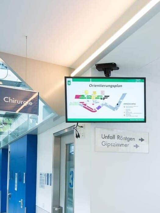 Krankenhaus digital Signage Schilder